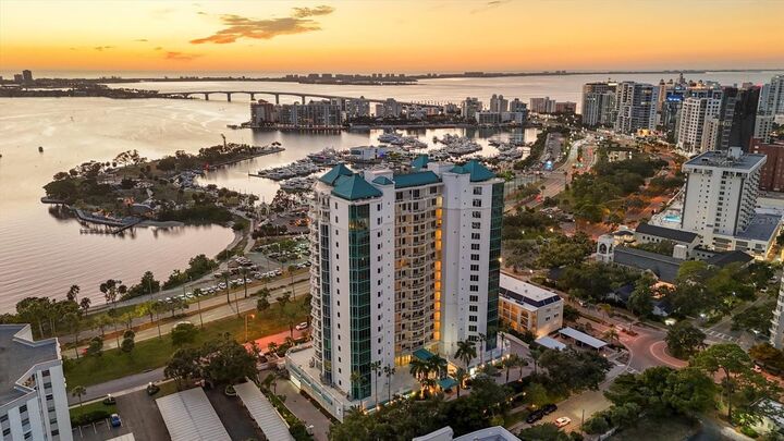 340 S Palm Avenue 32  Sarasota FL 34236 photo