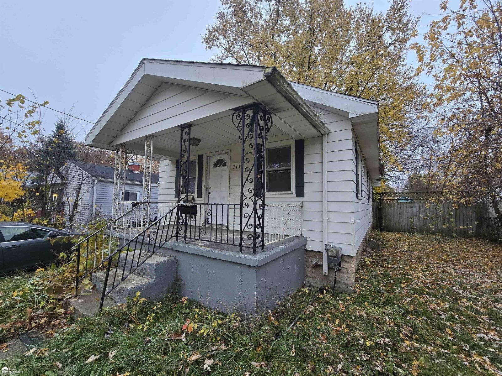 Property Photo:  741 Barrie Avenue  MI 48507 