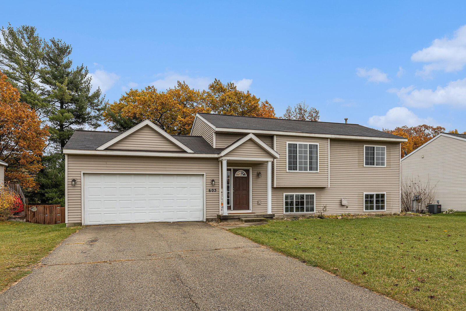 Property Photo:  605 Birch Run Street  MI 49329 