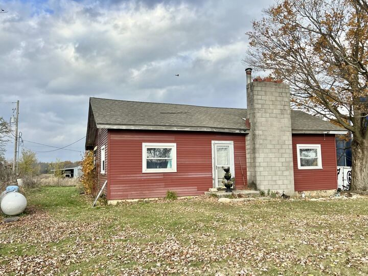 Property Photo:  3240 E Reading Road E  MI 49266 