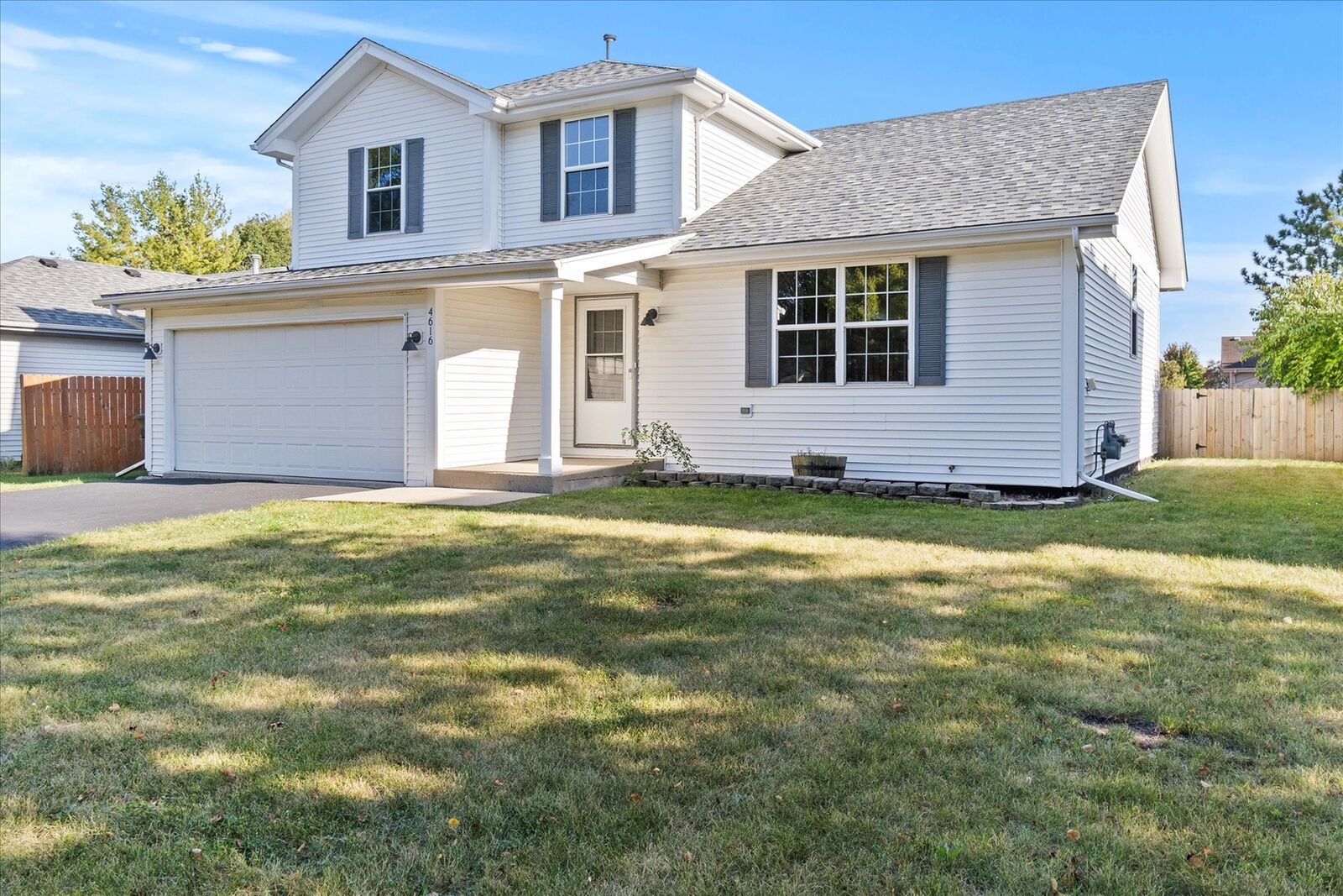 Property Photo: 4616 Peacock Lane IL 60586