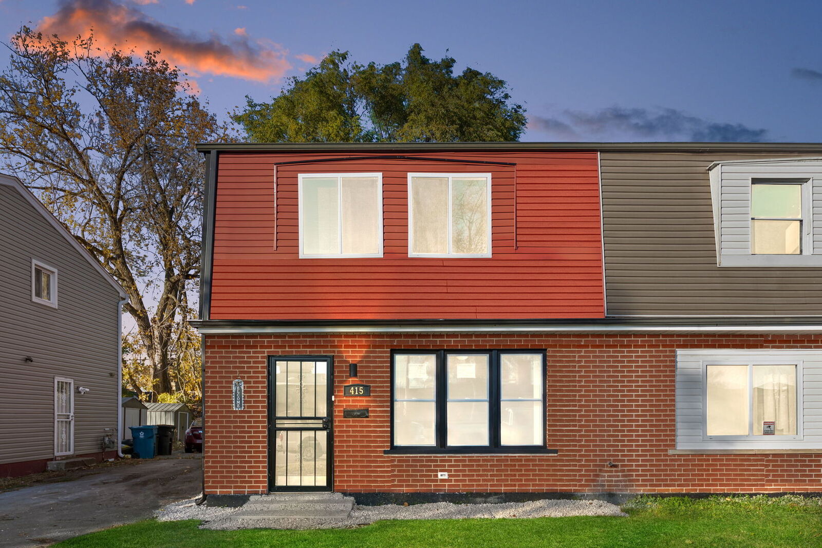 Property Photo:  415 W 16th Place  IL 60411 