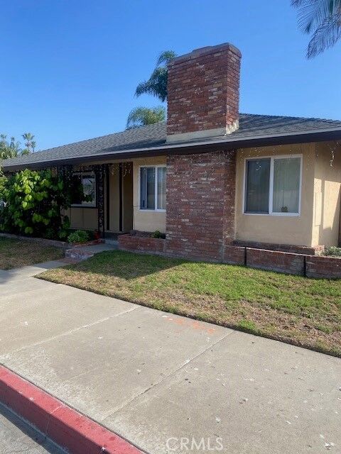 16642 Goldenwest  Huntington Beach CA 92647 photo