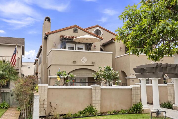 Property Photo:  535 F Avenue 4  CA 92118 