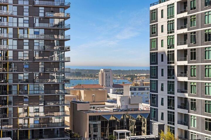 Property Photo: 350 W Ash 905 CA 92101