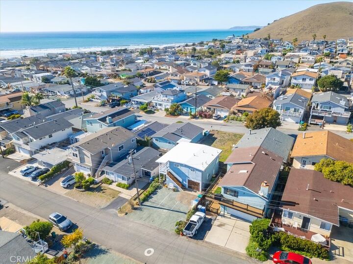 Property Photo: 449 Panay CA 93442