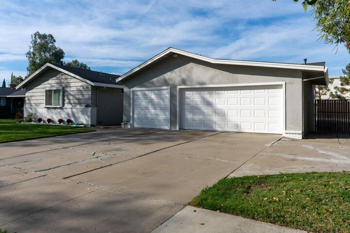 Property Photo:  3061 El Capitan Avenue  CA 95340 