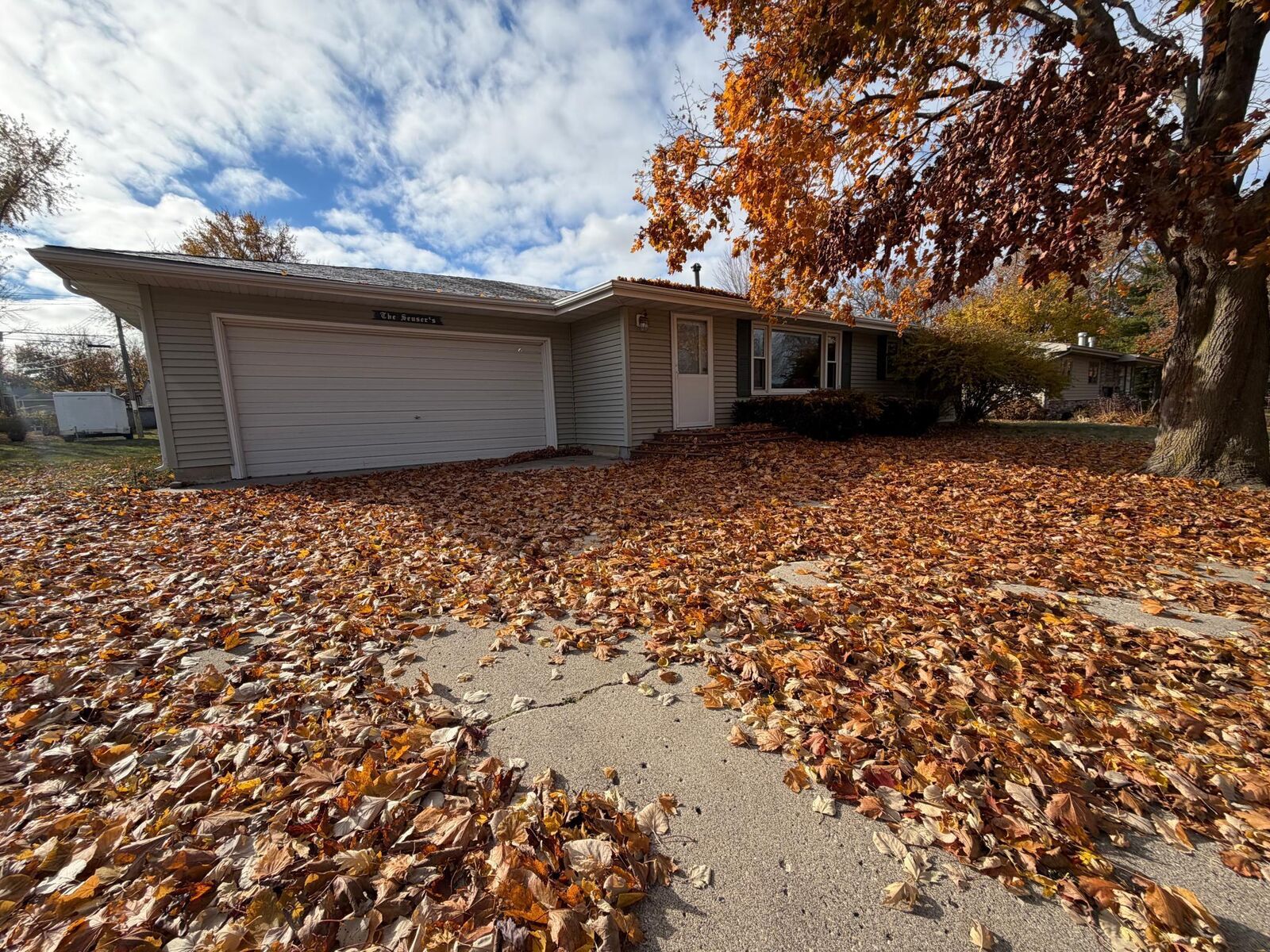 Property Photo: 1507 Plainview Lane MN 56007