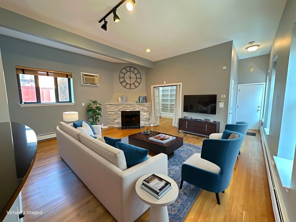 Property Photo:  11-B Appleton St 4  MA 02116 