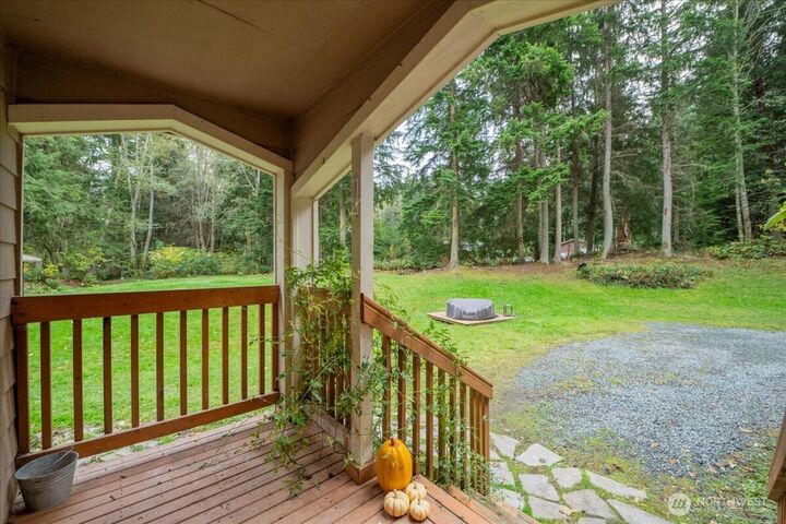 Property Photo: 2579 Green Acres Lane WA 98277