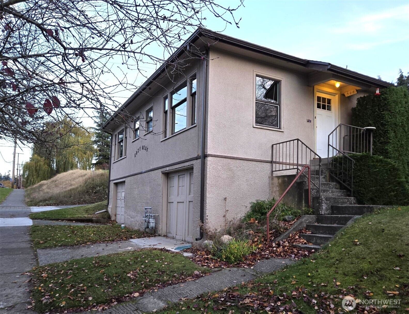 Property Photo: 500 Gladstone Street WA 98225