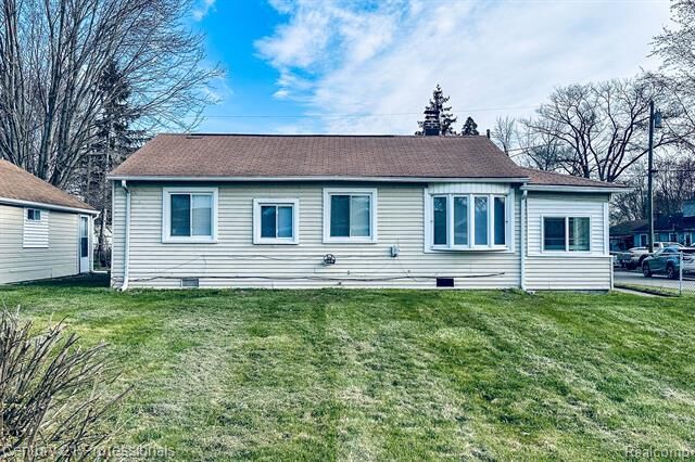 Property Photo: 34038 Caseville Court MI 48186