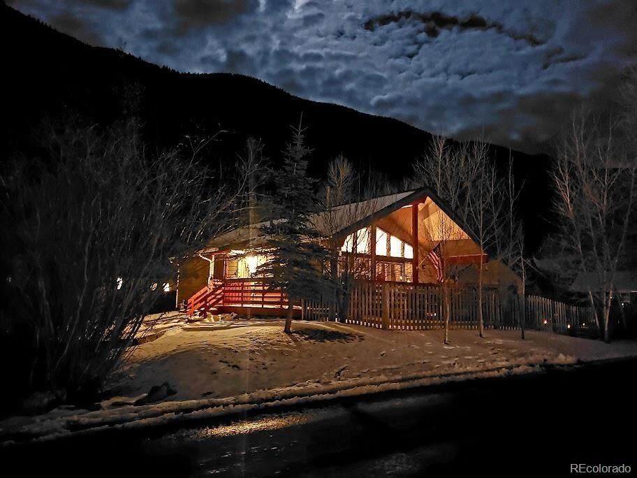 Property Photo:  1418 Rose Street  CO 80444 