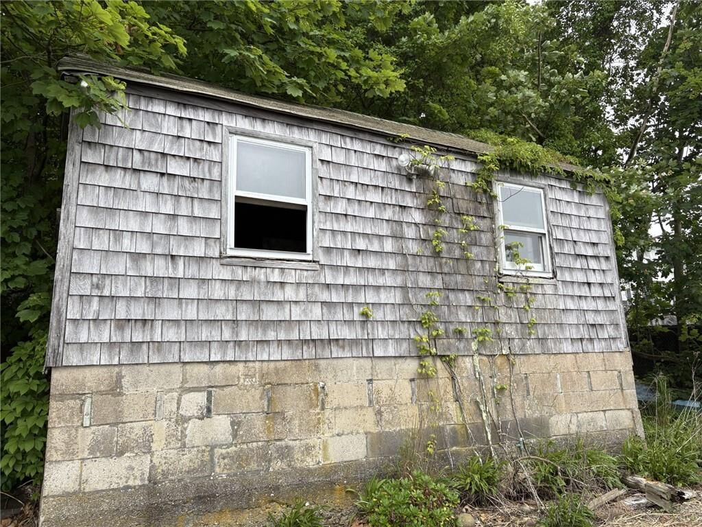 Property Photo:  351 County Road  RI 02806 