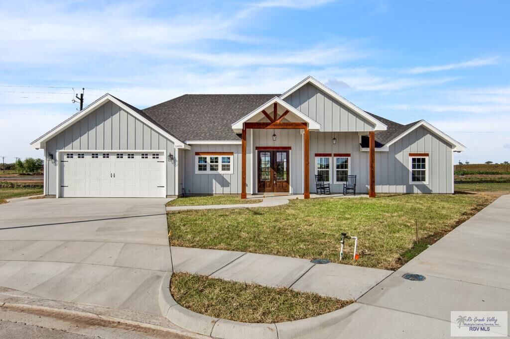 Property Photo: 1401 Crystal Cir TX 78552