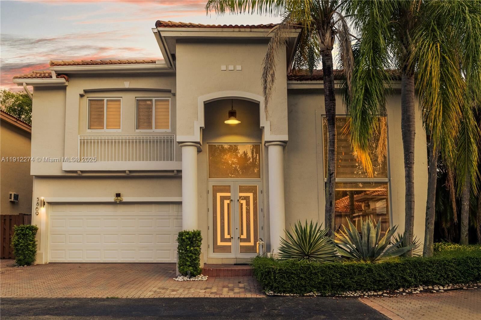 Property Photo: 5869 NW 112th Ct FL 33178