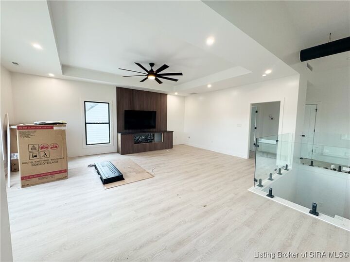 Property Photo: 1019 Ridgeview Drive IN 47130