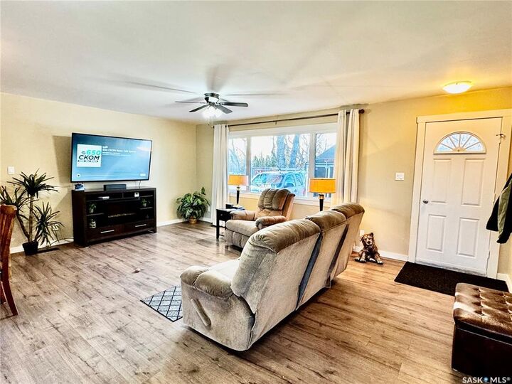 Photo de la propriété:  220 6th Street  SK S0K 2A0 