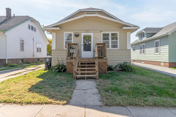 2649 Avenue B  Council Bluffs IA 51501 photo