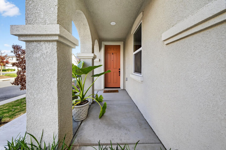 Property Photo: 3219 E Mary Avenue CA 93292