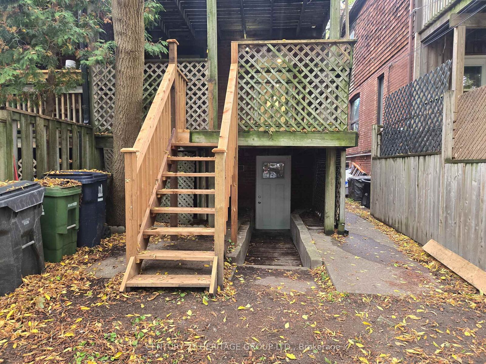 Property Photo:  217 Kingston Road Basement  ON M4L 1T5 