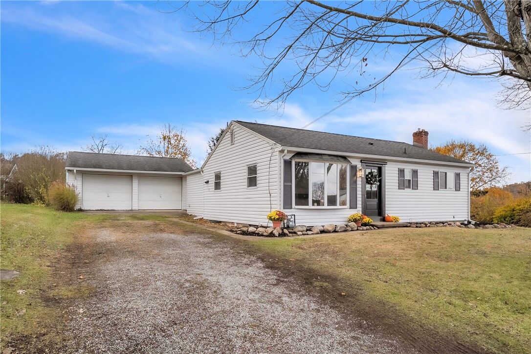 Property Photo:  604 Jefferson Street  PA 16033 