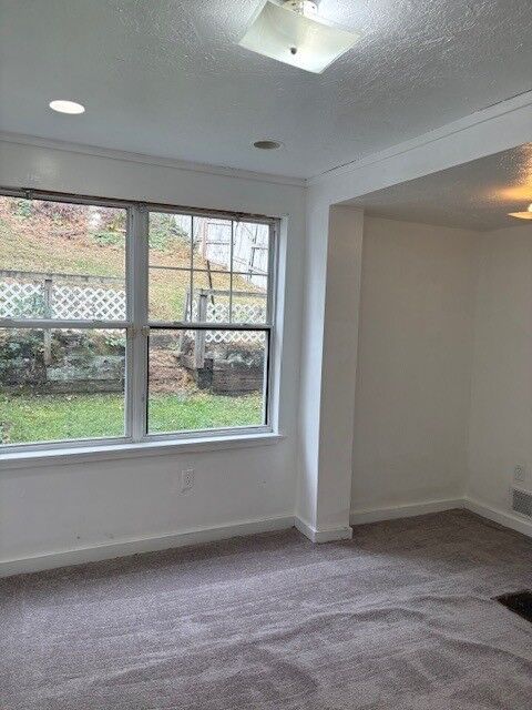 Property Photo: 417 Alexander St PA 15136