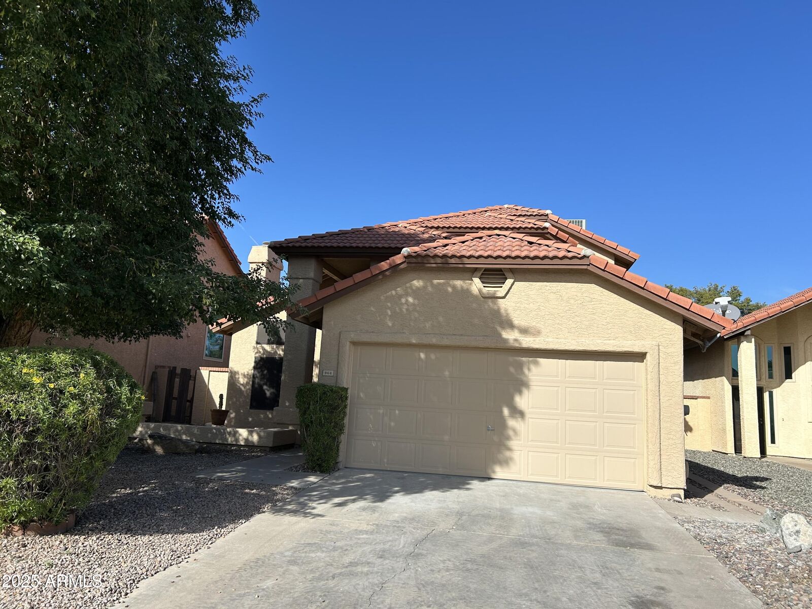 Property Photo:  966 E Rockwell Drive  AZ 85225 
