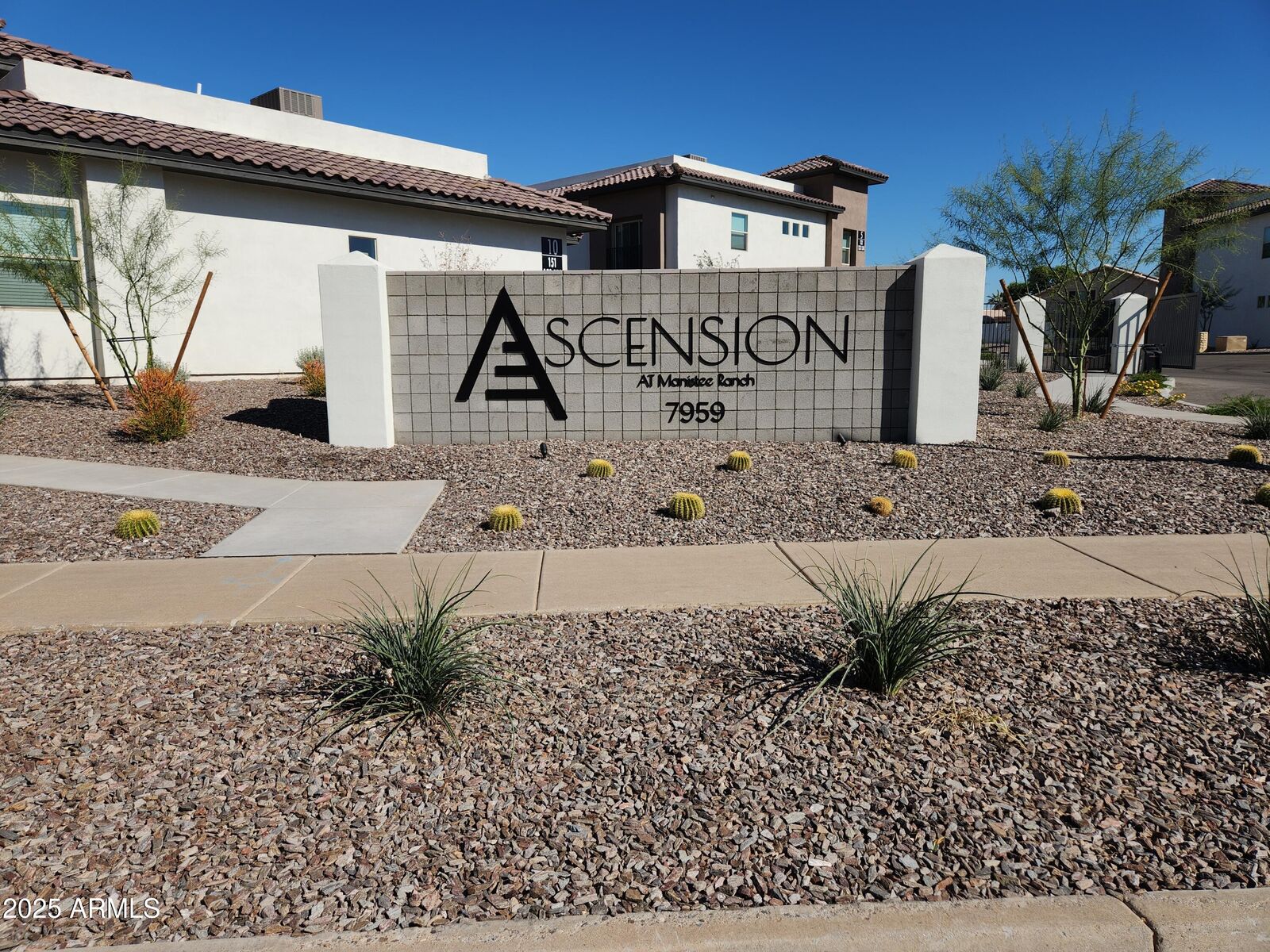 Property Photo:  7959 N 53rd Avenue Ofc  AZ 85301 