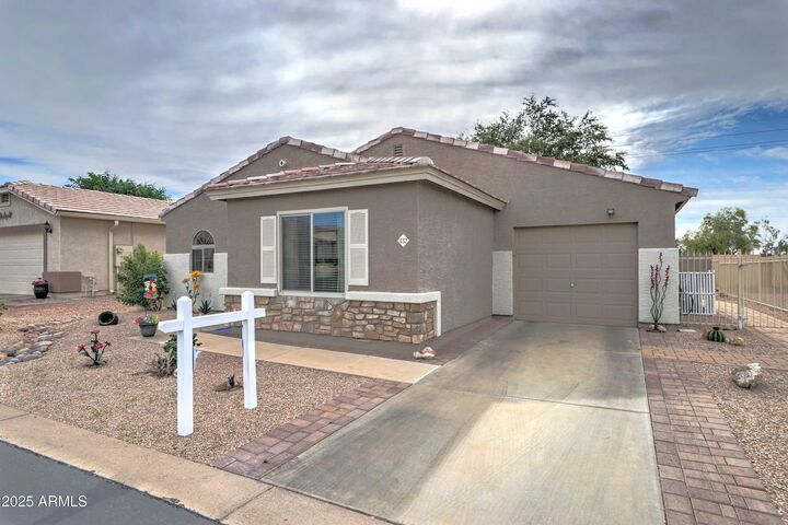 Property Photo:  2101 S Meridian Road 432  AZ 85120 
