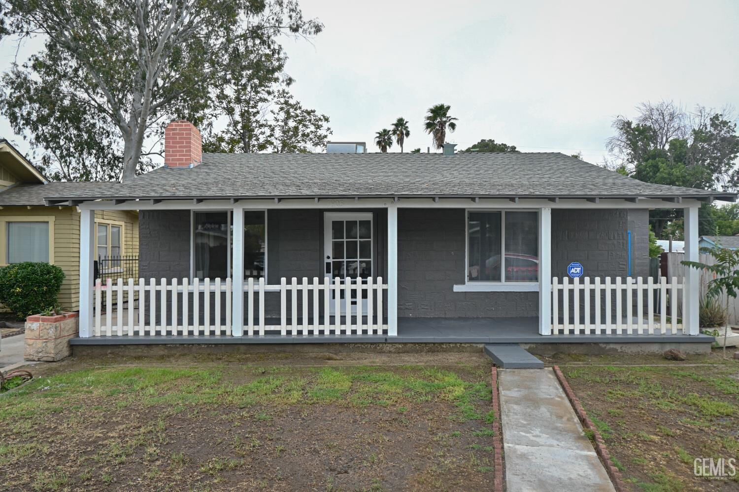 Property Photo:  1903 3rd Street  CA 93304 