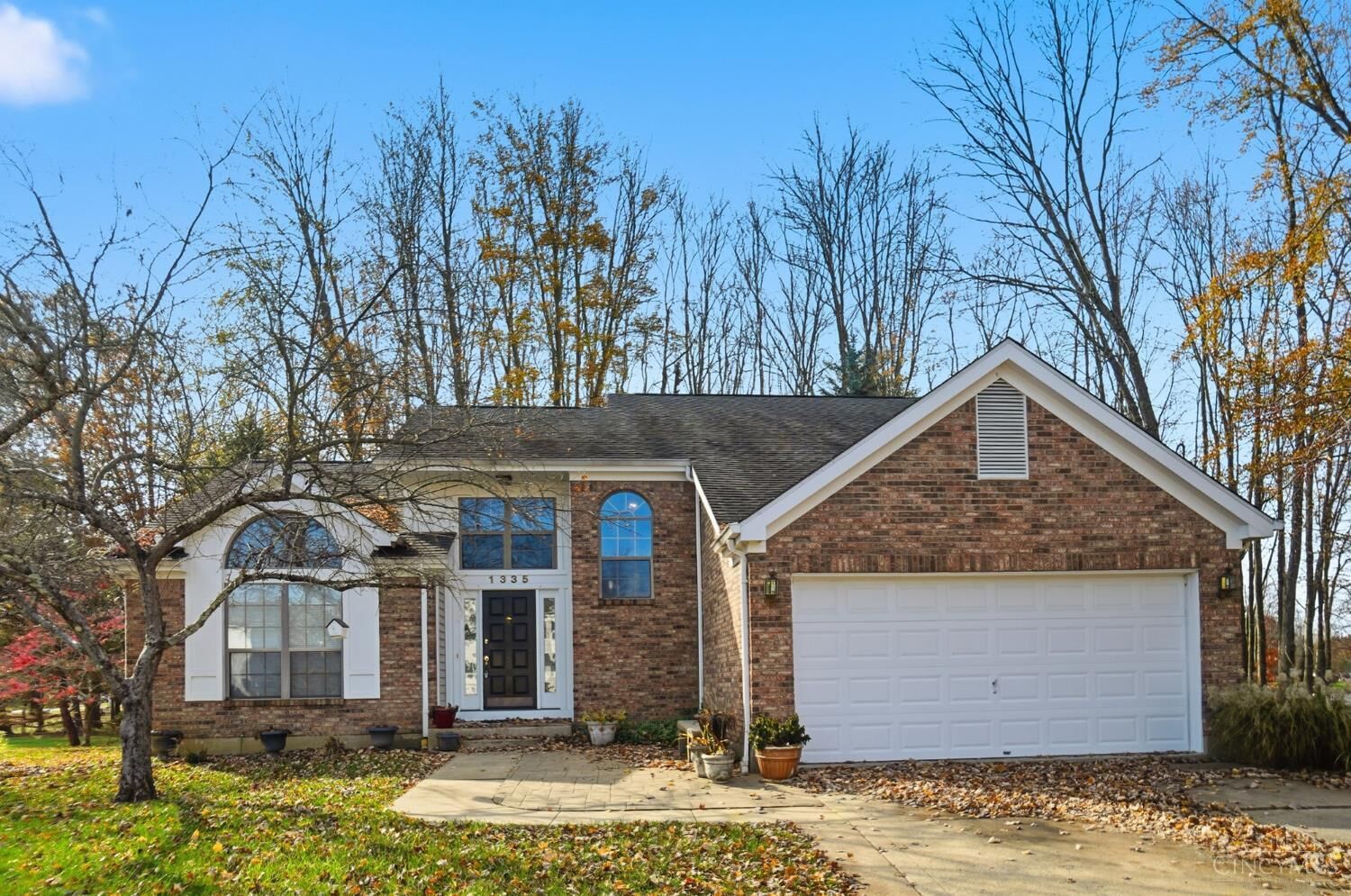 Property Photo:  1335 Lakefront Court  OH 45102 