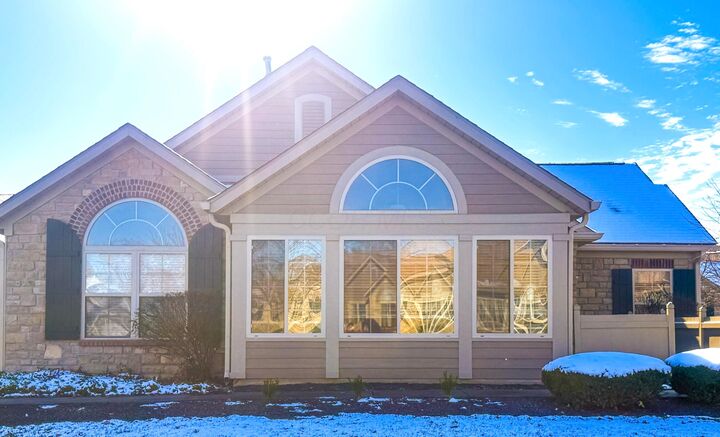 Property Photo: 842 Lambton W Circle OH 43130