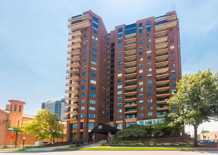 155 W Main Street  Columbus OH 43215 photo