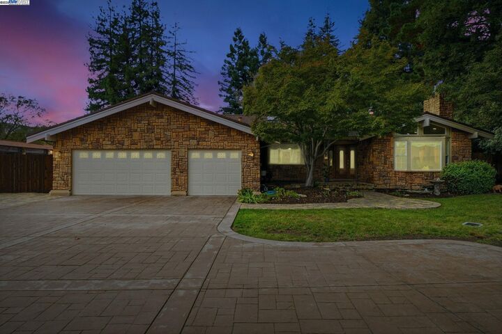 554 Freitas Rd  Danville CA 94526 photo