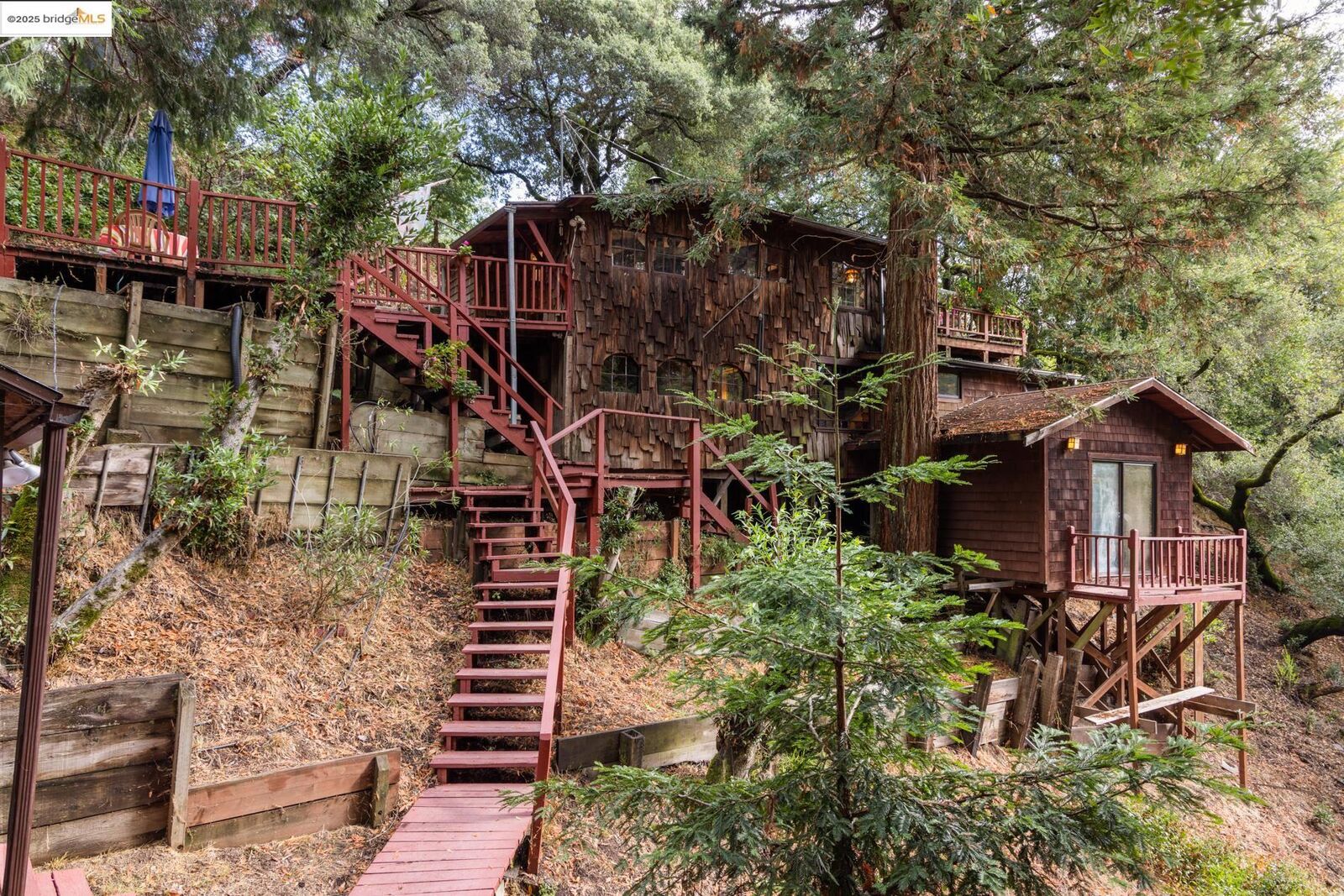 Property Photo: 190 Northern Railway CA 94516