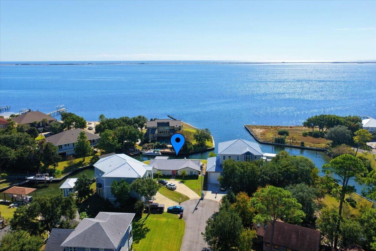 Property Photo:  1294 Soundside Landing Court  FL 32563 