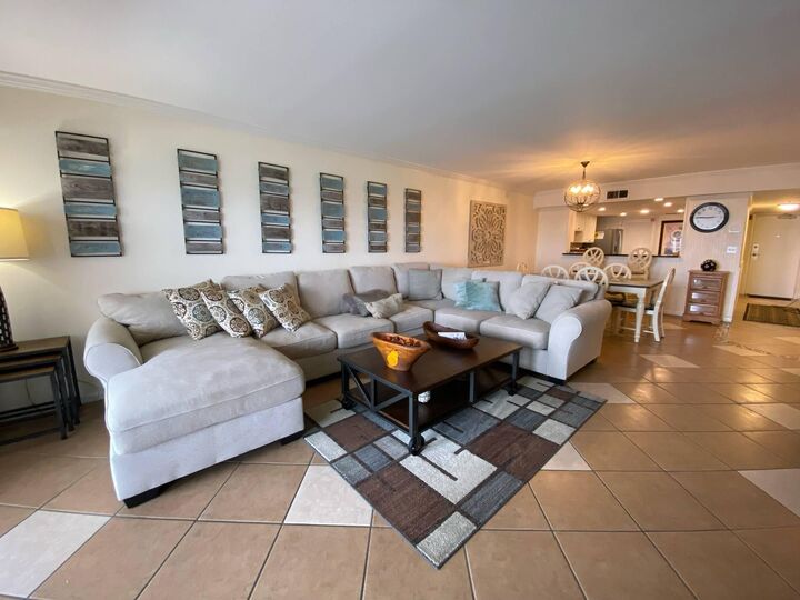 Property Photo: 1010 Hwy 98 E 902 FL 32541