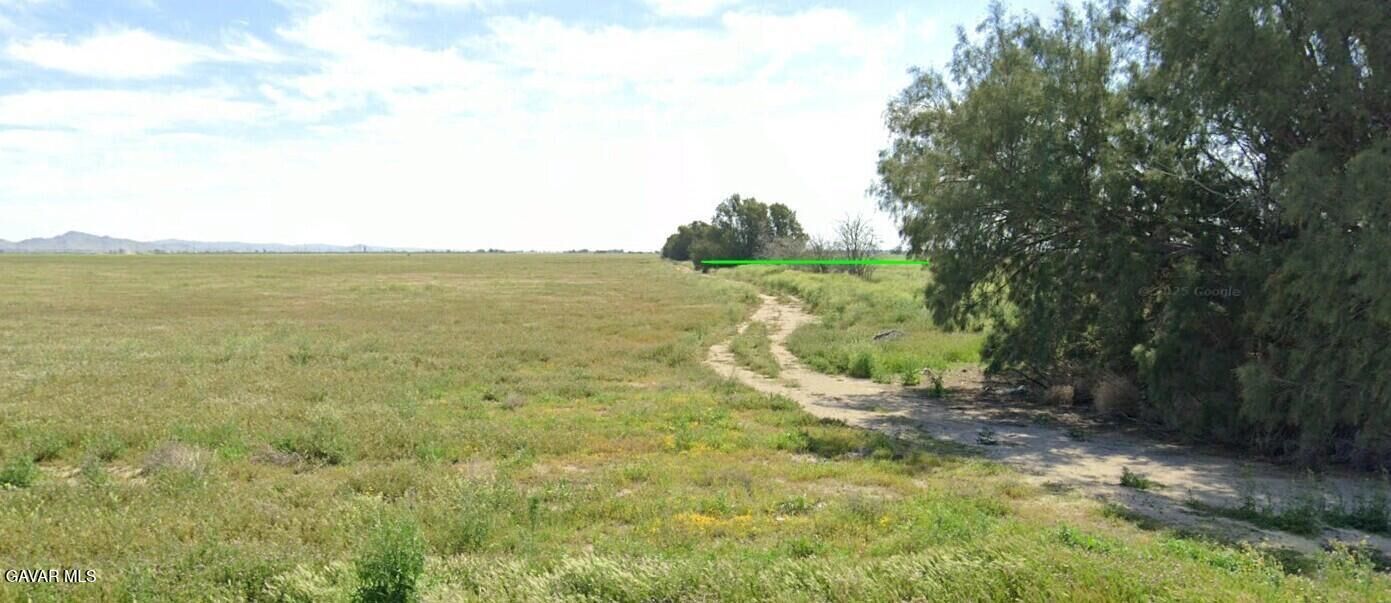 Property Photo:  9700 W Kingbird Avenue  CA 93560 