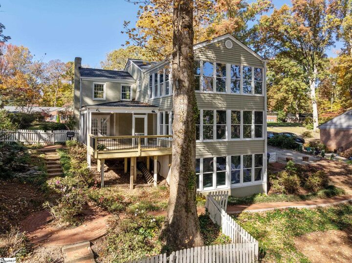 Property Photo: 122 Lakecrest Drive SC 29609