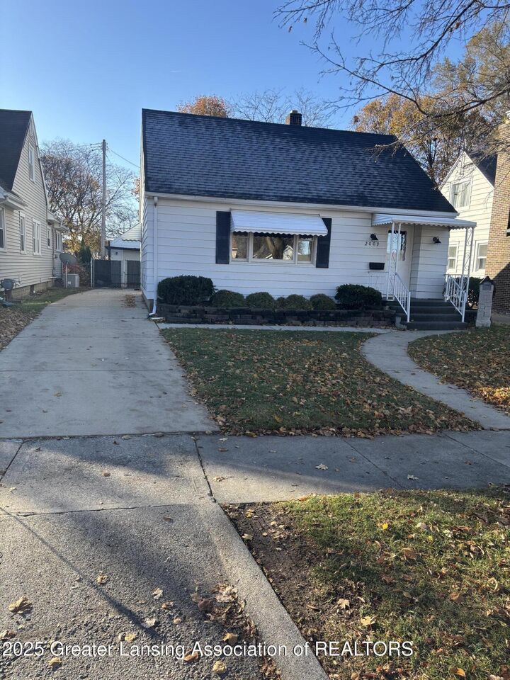 Property Photo: 2009 Drexel Road MI 48915