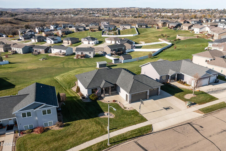 Property Photo: 1801 Ridge Drive SE ND 58554