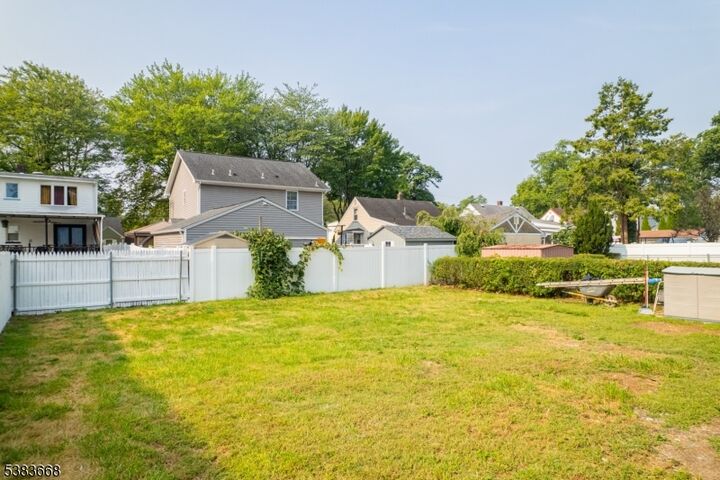 Property Photo:  1126 Stone St  NJ 07065 