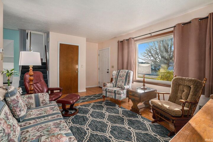 Property Photo: 418 S Wheatland Drive IN 46526-1655