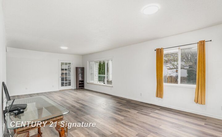 Property Photo: 1507 S Van Buren Street MI 48706