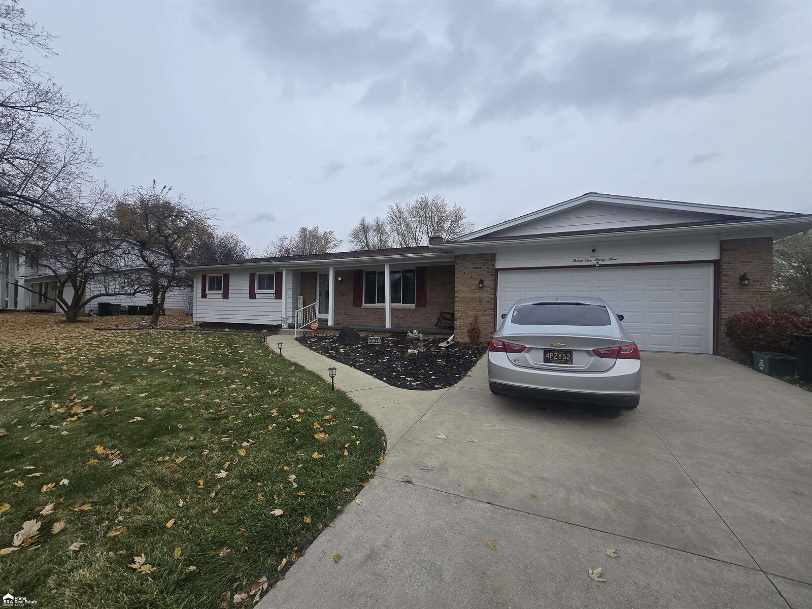 Property Photo:  3139 Red Barn Road  MI 48507 