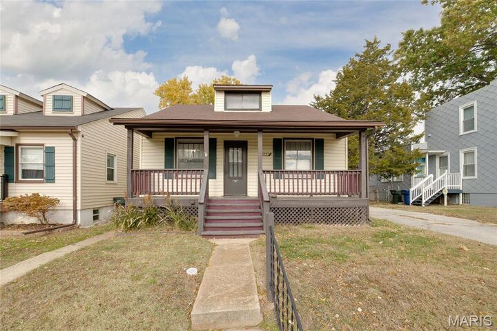 6737 Odell Street  St Louis MO 63139 photo