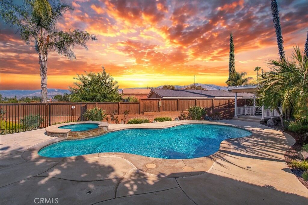 Property Photo: 29 Meadowbrook CA 92374