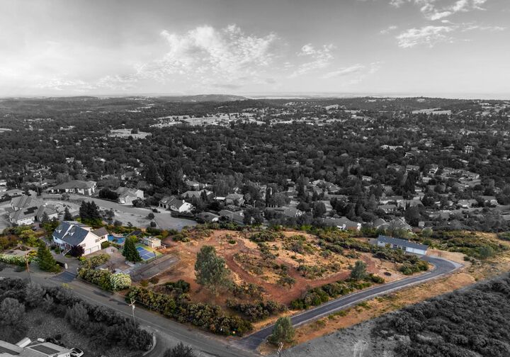 Property Photo: 3400 Woodleigh Lane CA 95682