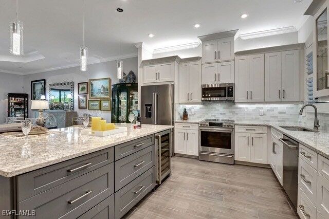 Property Photo: 9637 Montelanico Loop 203 FL 34119